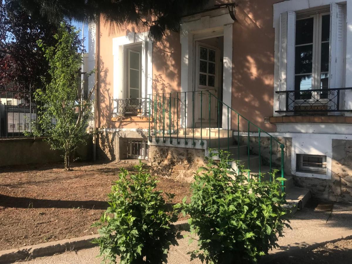 Residence Banlieue Parisienne Neuilly Neuilly-Plaisance Exterior foto